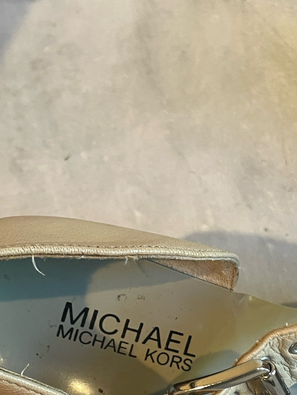 Michael kors beige leather heels - Picture 3 of 6